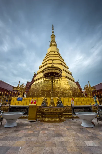 Wat Phratat Chor Hae Tapınağı, önemli sembolik yer: Phrae Provine, Tayland