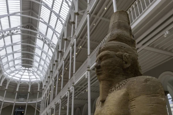 Estátua de Arensnuphis na Grande Galeria do Museu Nacional o — Fotografia de Stock