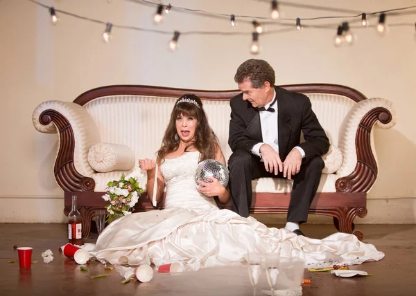 Husband Reacting Unhappy Bride — Stock Photo, Image