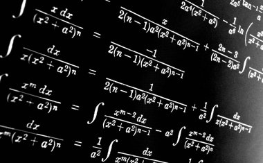 Sayıda siyah bir arka plan üzerinde matematiksel formül