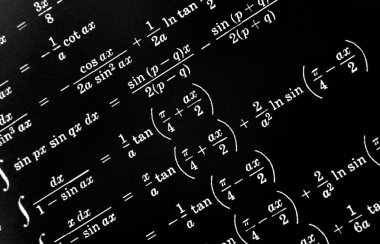 Sayıda siyah bir arka plan üzerinde matematiksel formül