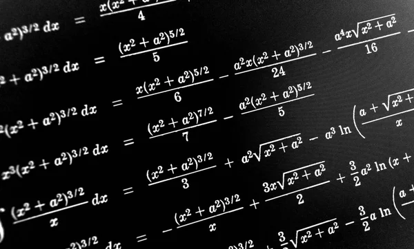 Dużą Liczbę Formuł Matematycznych Czarnym Tle — Zdjęcie stockowe