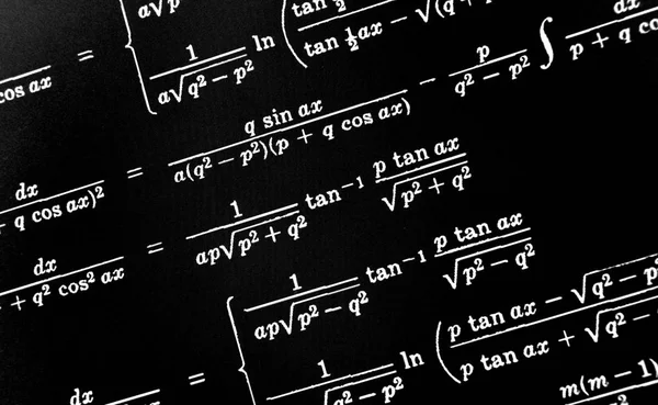 Grande Número Fórmulas Matemáticas Fundo Preto — Fotografia de Stock