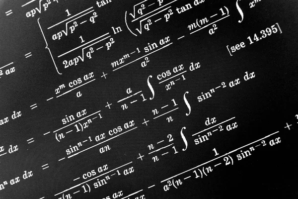 Grande Número Fórmulas Matemáticas Fundo Preto — Fotografia de Stock