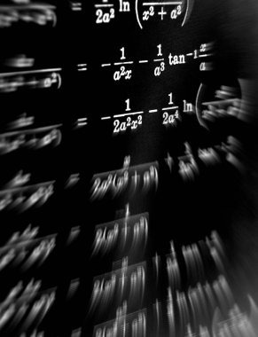 Matematiksel formüller odak çok sayıda siyah bir arka plan üzerinde yakınlaştırma