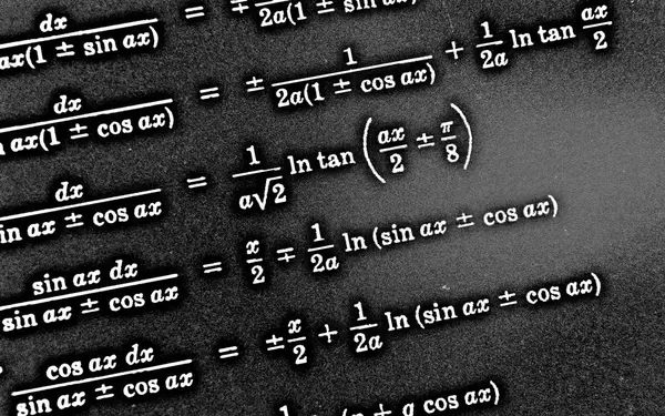 Grande Numero Formule Matematiche Uno Sfondo Nero Hdr — Foto Stock