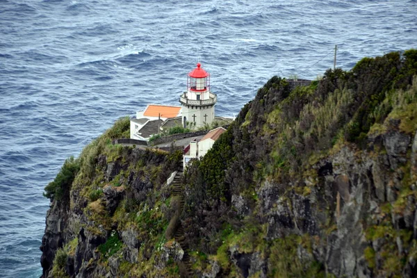 Маяк Ponta Arnel Острове Сан Мигель Азорские Острова — стоковое фото