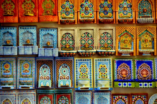 Souvenirs of Granada. Ceramic arabesque magnets, Spain — Stock Photo, Image