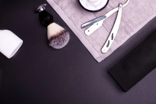 Razor Brush Perfume Black Background — Stock Photo, Image