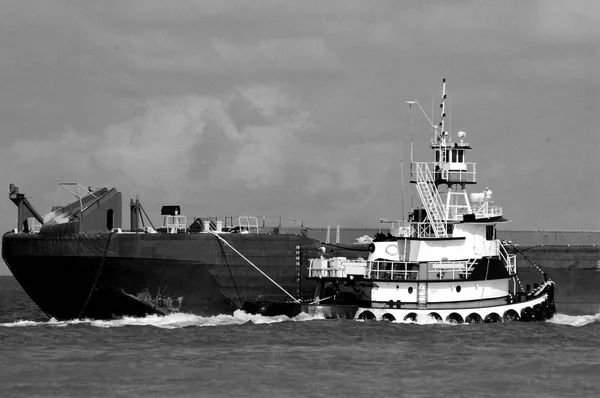 Remolcador Remolcador Barcaza Entrada Del Océano Augustine Florida —  Fotos de Stock