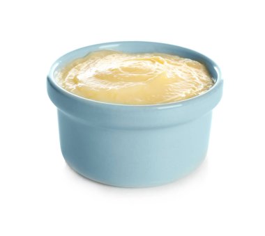 Ramekin lezzetli vanilyalı puding 