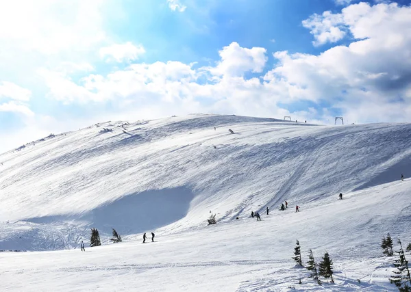 Ski Slope Snowy Resort Winter Day — Stock Photo, Image
