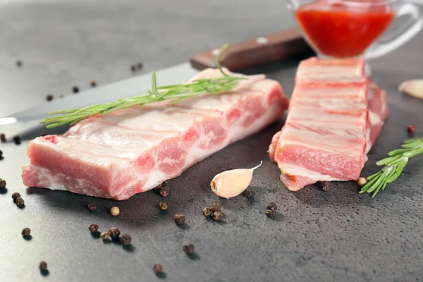 Fresh Raw Ribs Table — Stock Photo, Image