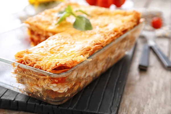 Tasty Lasagna Baking Dish Table — Stock Photo, Image