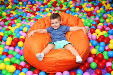 Şirin çocuk eğlence merkezi puf