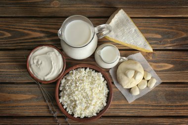 Tablo taze süt ürünleri