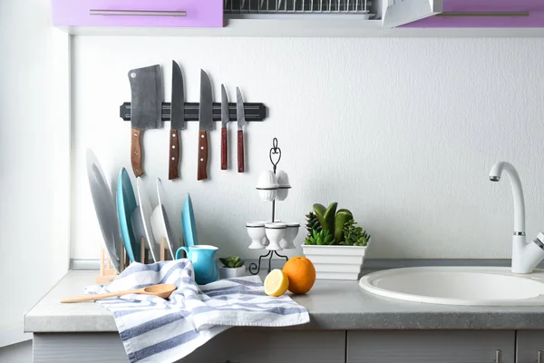 Kitchen Counter Set Ceramic Plates — Stock Photo, Image