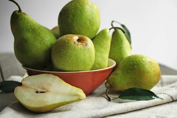 Delicious Ripe Pears Table — Stock Photo, Image