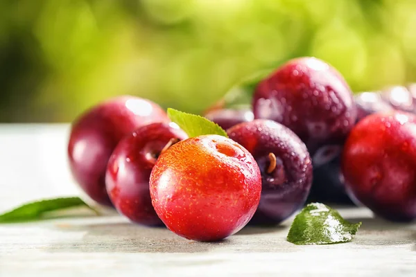 Masada olgun sulu Erik