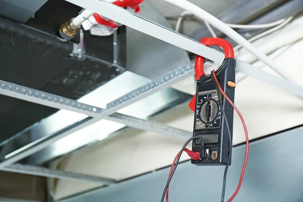Tavan kiriş endüstriyel klima kapalı yakınındaki asılı multimetre