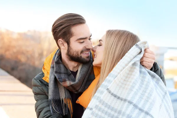 Young Romantic Couple Outdoors — Stock Photo, Image