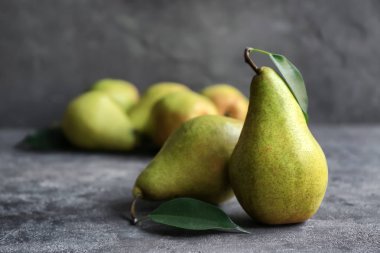 Masada lezzetli olgun armut
