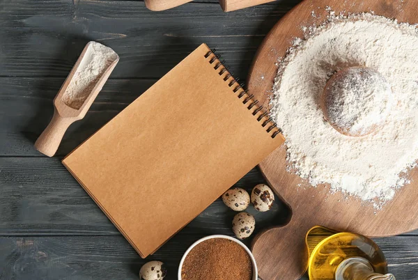 Notebook Ingredience Pro Domácí Chléb Dřevěný Stůl — Stock fotografie