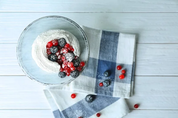 Tasty Pavlova Cake Berries Table — Stock Photo, Image