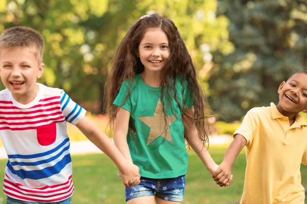 Lindos Niños Pequeños Jugando Parque —  Fotos de Stock