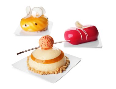 Beyaz zemin üzerine lezzetli mousse kek