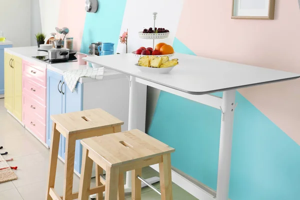 Fruits Table Modern Kitchen — Stock Photo, Image