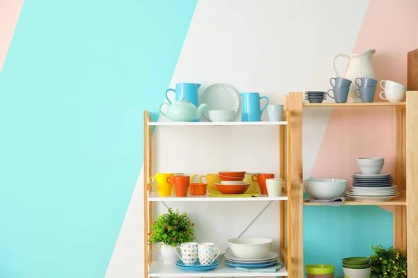 Kitchen Shelving Dishes Color Wall Background — Stock Photo, Image