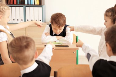 Word ile küçük çocuk 