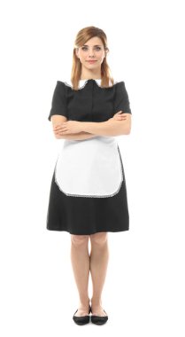 Üniformalı genç oda hizmetçisi 