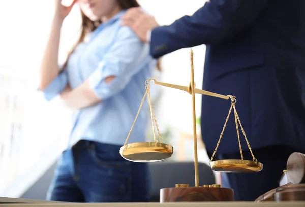 Scales of justice on table — Stock Photo, Image