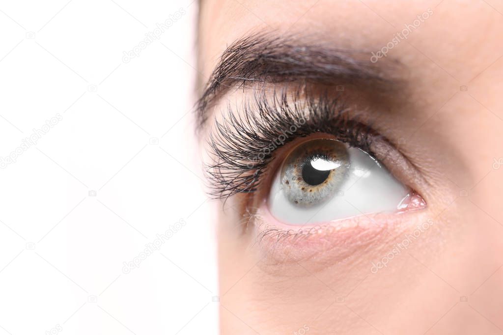young woman with eyelash extensions