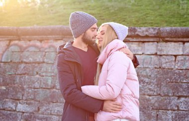 Açık havada Genç romantik çift