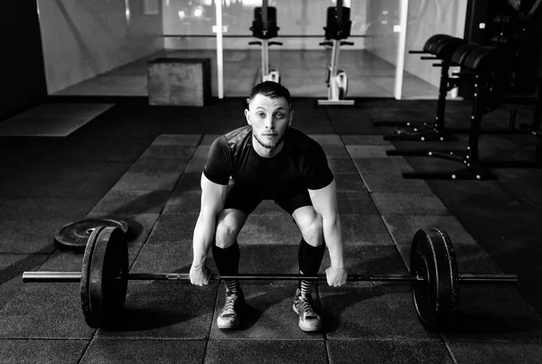 Ajuste Joven Atleta Levantando Barra Gimnasio Entrenamiento Gimnasia —  Fotos de Stock