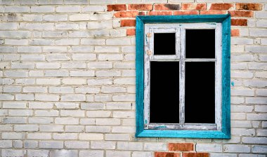 Eski grunge ahşap pencere tuğla duvar. Eski beyaz tuğla duvar penceresiyle