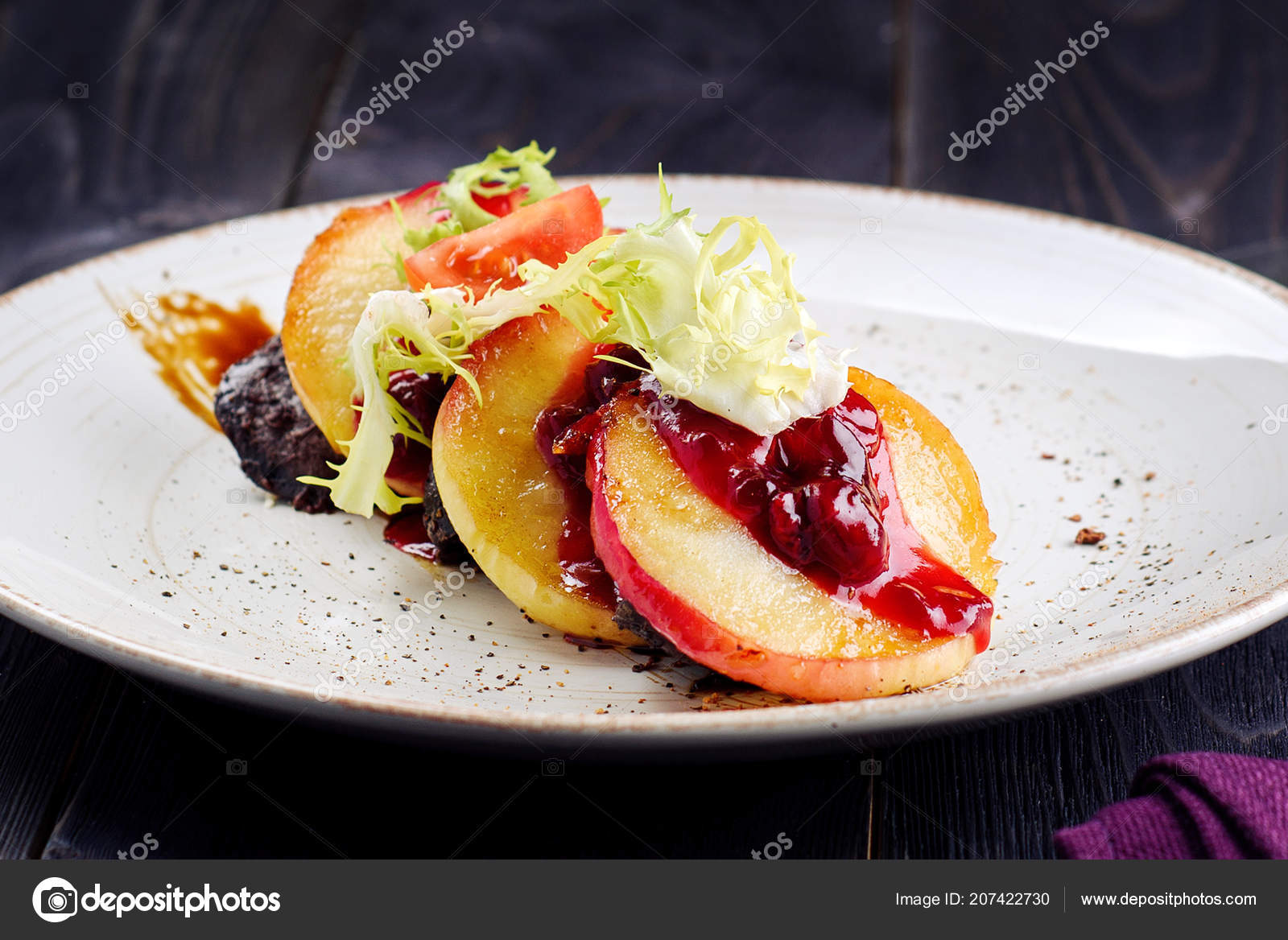 Grilled Foie Gras Sweet Berry Caramelized Apples Stock Photo by ©d_duda 207422730