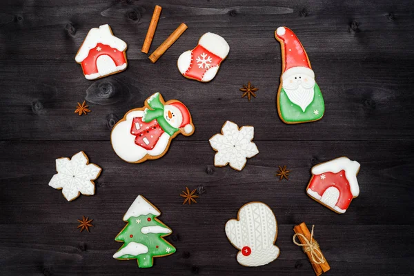 Fondo Navidad Con Sabrosas Galletas Caseras Jengibre Mesa Madera Vista — Foto de Stock