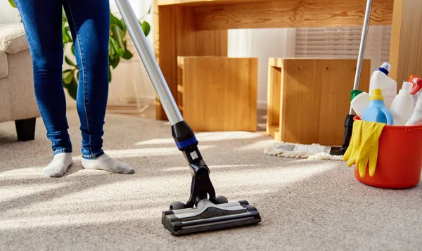 Close Young Woman Jeans Cleaning Carpet Vacuum Cleaner Living Room — Stock Photo, Image