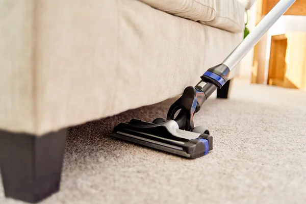 Close Modern Vacuum Cleaner Beige Carpet Floor Living Room Copy — Stock Photo, Image