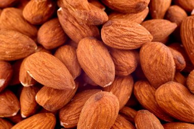 Soyulmuş organik badem fındık arka plan doku, kopya alanı, yakın