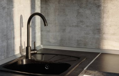 Modern siyah seramik mutfak lavabo ve musluk, kopya alanı. Kitche