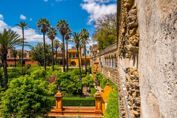 Sevilla Endülüs İspanya'da Gerçek Alcazar Bahçeleri — Stok fotoğraf