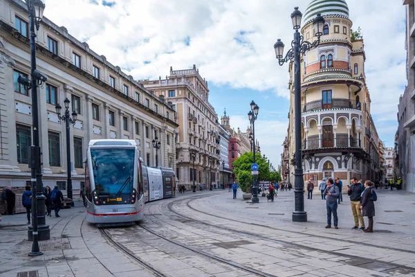 Sevilha, Espanha - 8 de maio de 2019 Praça São Francisco Plaza de San Francisco no centro da cidade . — Fotografia de Stock