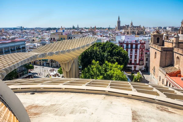 Detalles de The Metropol Parasol, Setas de Sevilla, la estructura de madera más grande del mundo —  Fotos de Stock