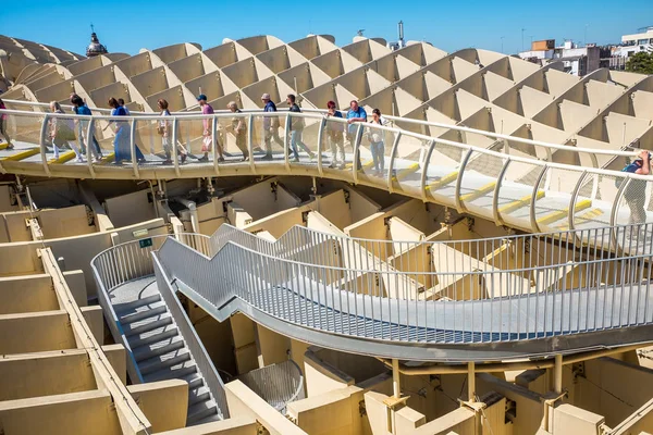 Detalles de The Metropol Parasol, Setas de Sevilla, la estructura de madera más grande del mundo —  Fotos de Stock