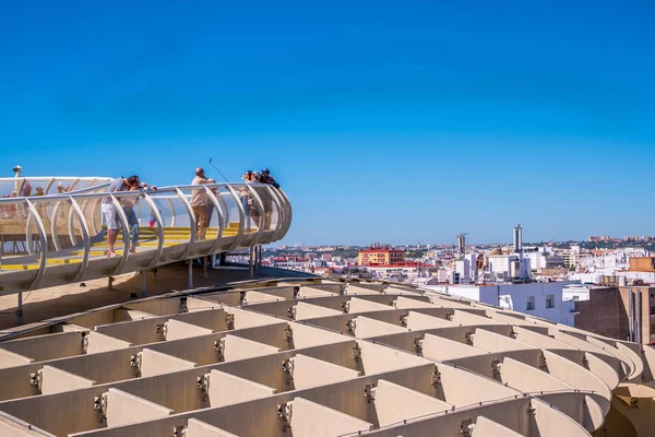 Details of The Metropol Parasol, Setas de Sevilla , the largest wooden structure in the world — Stock Photo, Image